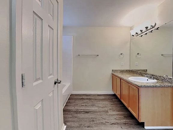 4th image of 6423 Mountain Pines Ln #1