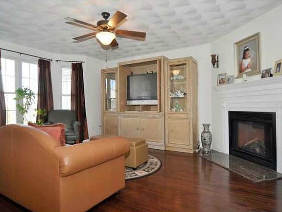 2nd image of 150 Boylston Dr