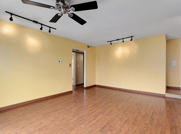 3rd image of 13520 S Lawler Ave #46