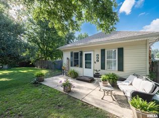 241 Cooper St, Pekin, IL 61554