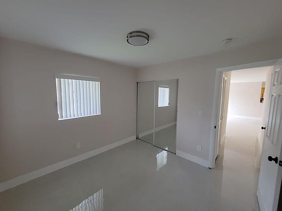 5th image of 5025 NW 189th Ter