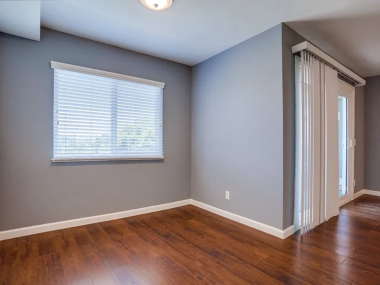 821 N. Austin Ave — Photo 22