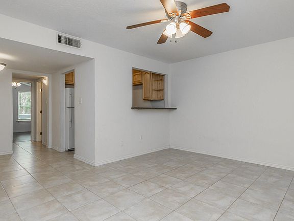 2nd image of 600 19th St APT 9