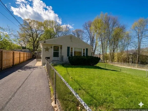 74 Henry St, Woonsocket, RI 02895