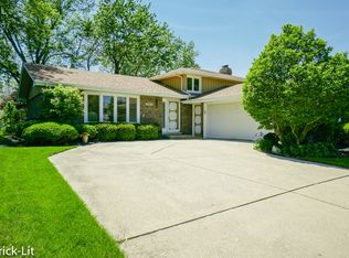1605 Andrea Dr, New Lenox, IL 60451