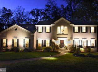 8512 Cathedral Forest Dr, Fairfax Station, VA 22039