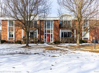 29540 Bobrich St, Livonia, MI 48152