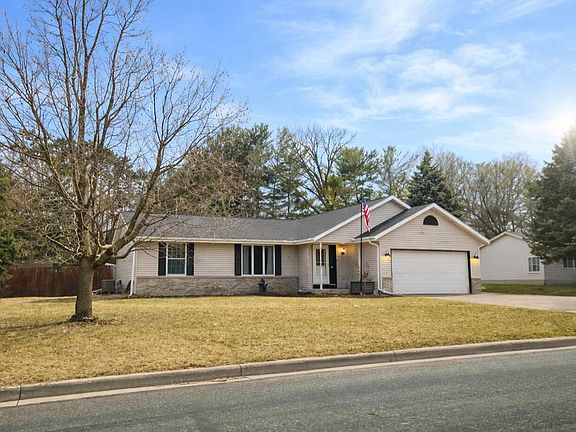 2nd image of 1327 Montclair PLACE