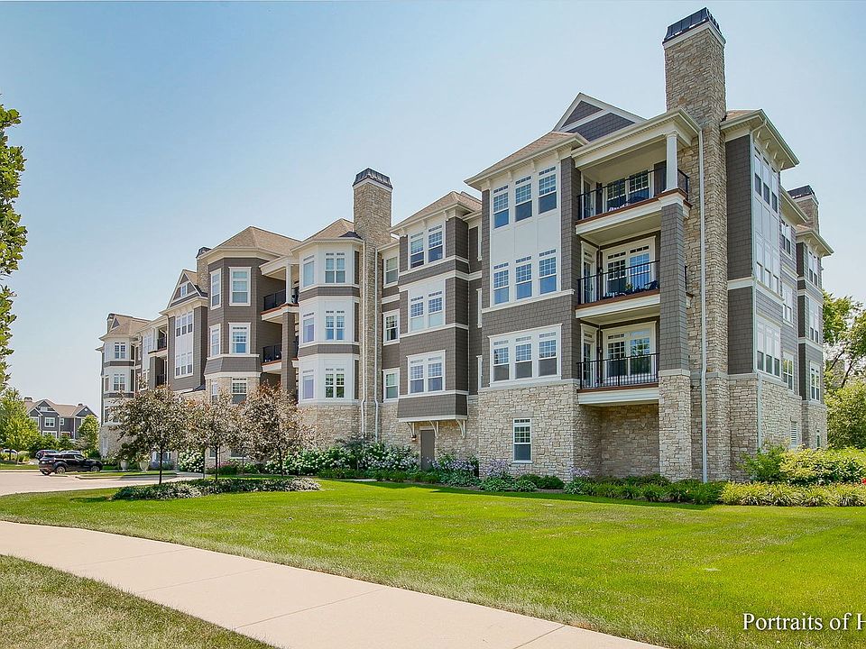 1st image of 149 W Kennedy Ln #306
