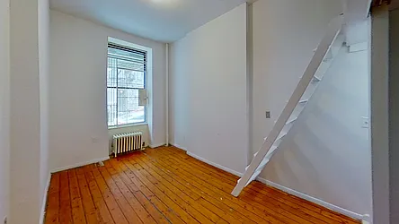 Rented by Bond New York
