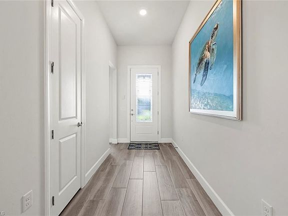 3rd image of 20462 Pebble Glen Dr