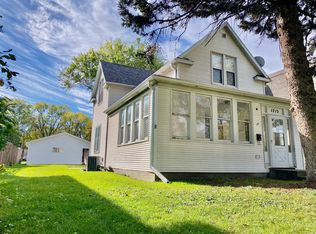 1715 University Ave, Grand Forks, ND 58203