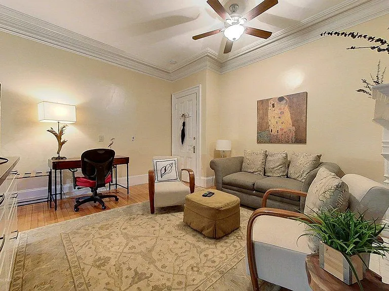 207 Broadway St #202 — Photo 8