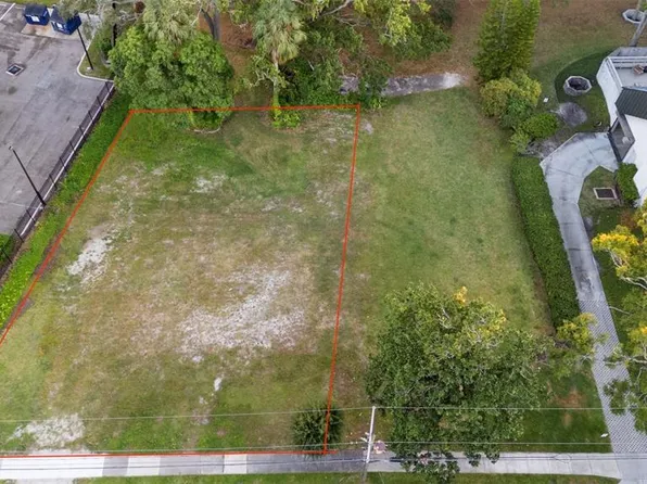2528 W Palm Dr Lot 12, Tampa, FL 33629
