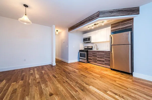 Rented by Bright Villas LLC | media 32