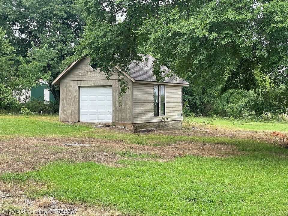 2nd image of 3700 Love St