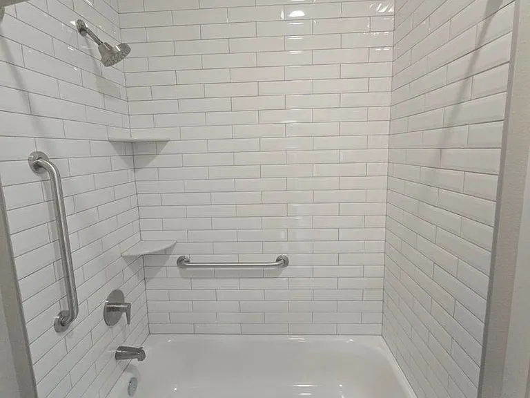 701 Bates Ave SW — Photo 22