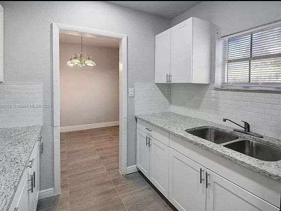 4th image of 1157 W 32nd St