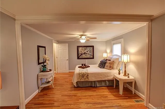 115 Harrison Dr — Photo 12