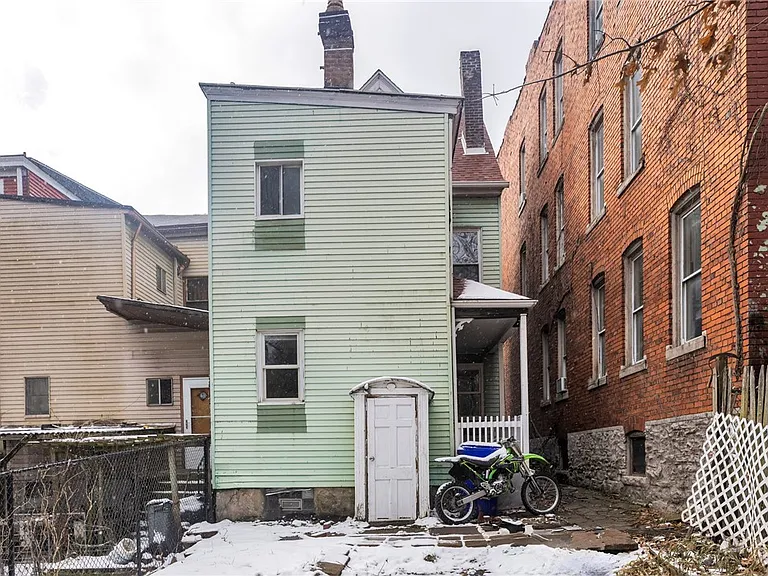 3246 Richardson Ave — Photo 32
