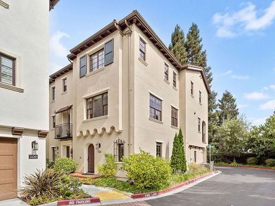 112 Savannah Loop, Mountain View, CA, 94043