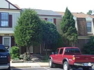 2126 Monaghan Dr, Herndon, VA 20170