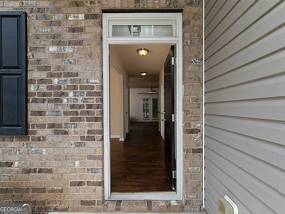 3rd image of 18 Ivey Cottage Ct