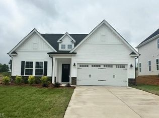 3027 Bayou St, Graham, NC 27253