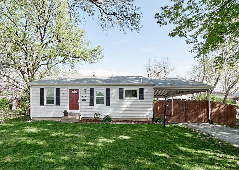 1st image of 2667 Chatham Dr