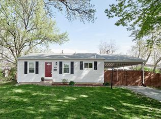 2667 Chatham Dr, Maryland Heights, MO