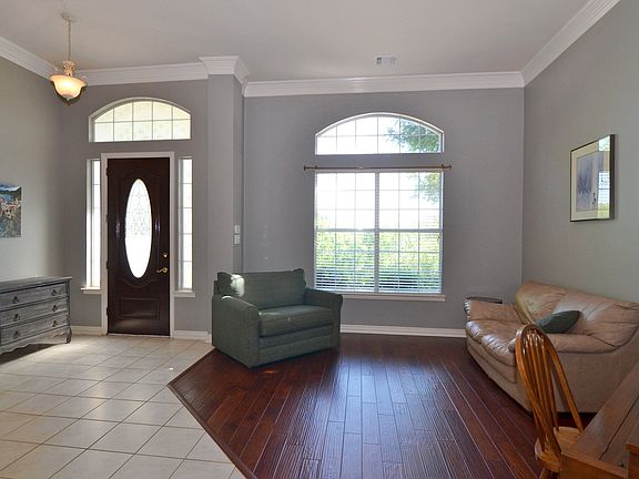 3rd image of 3371 Moroney Dr
