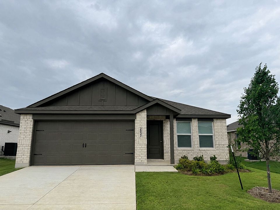 1st image of 2032 Derby Ln