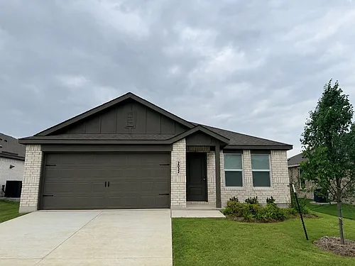 2032 Derby Ln Photo 1