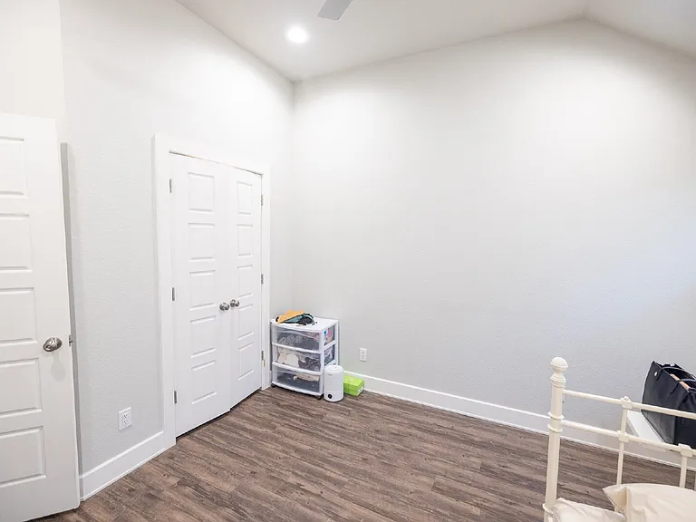 4618 Ebbets Dr — Photo 14