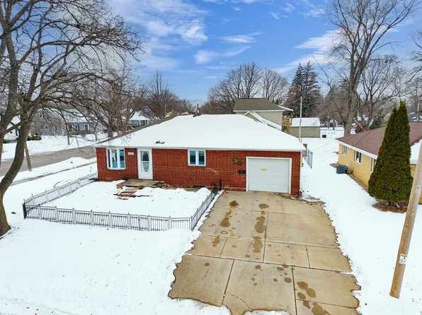 1325 S Harmon St, Appleton, WI 54915