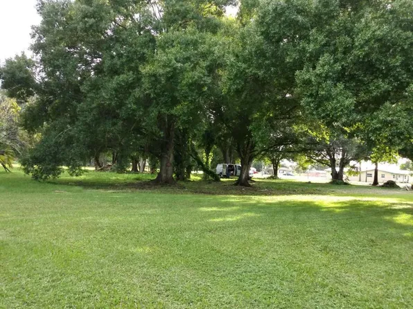 810 NW 10th St, Okeechobee, FL 34974