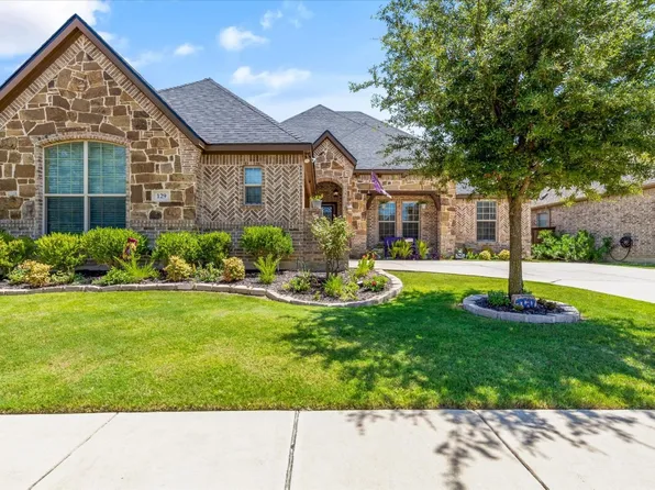 129 Diablo Dr, Burleson, TX 76028