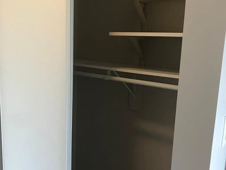887 Bay St #1009 — Photo 17