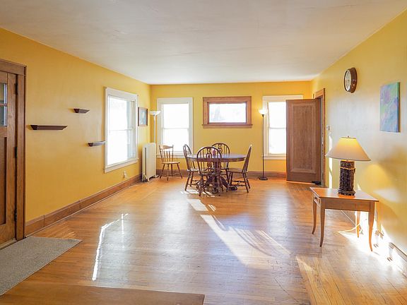 5th image of 823 Wagner Dr