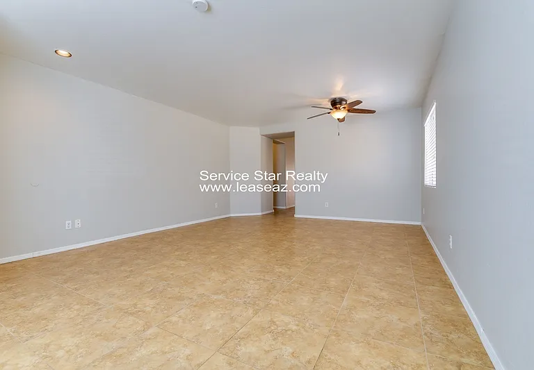 11560 W Cheryl Dr — Photo 8