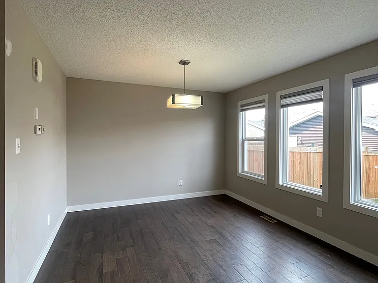 16724 15th Ave SW — Photo 5