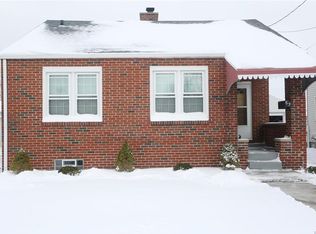 53 Aberdeen St, Cheektowaga, NY 14225