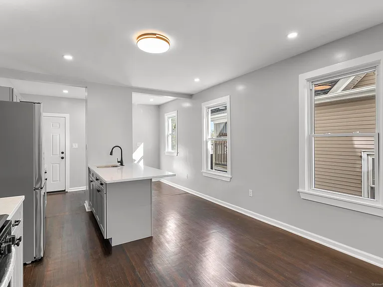 228 Cooke St #1 — Photo 13
