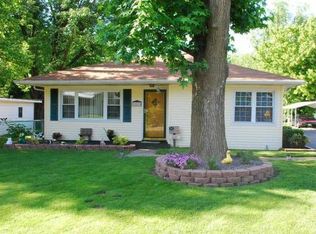 10010 Center Ln, Fairview Heights, IL 62208