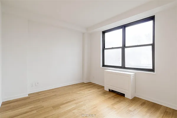 Rented by Town Residential | media 8