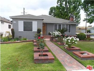 1950 W 92nd St, Los Angeles, CA, 90047