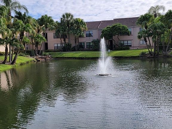 3rd image of 2846 S University Dr APT 4308