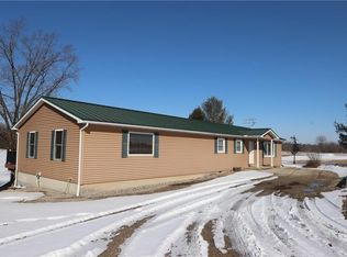 2505 E 1700 North Rd, Windsor, IL 61957