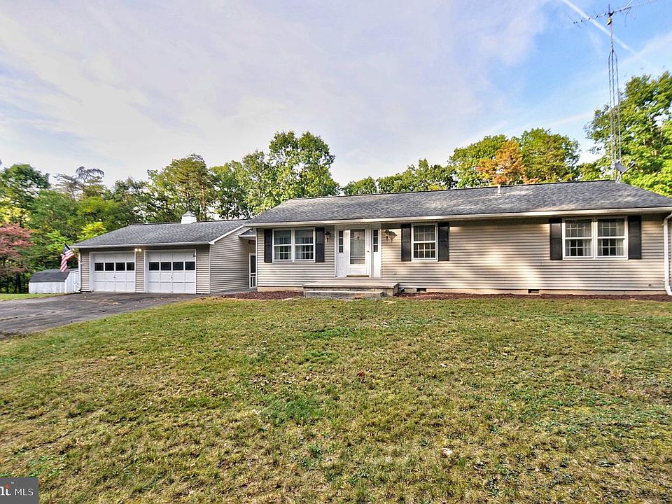 1st image of 227 Slate Ln