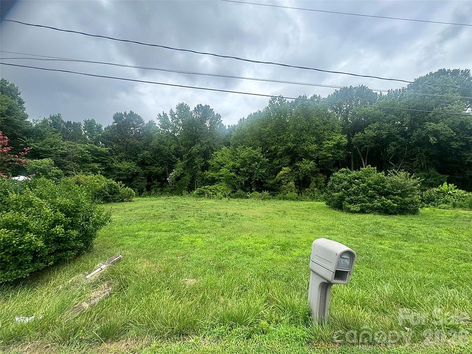 2nd image of LOT C West Ave